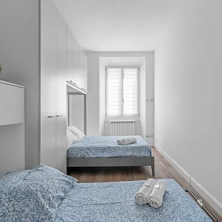 MO237 Loreto- Duomo -Modern Apartment --2